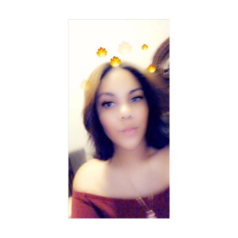 Meet your Posher, Vannia